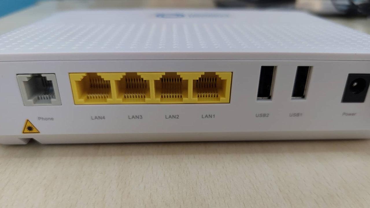 Por qué es un error poner el móvil cerca del router