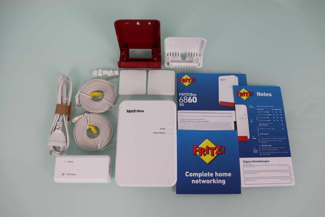 Contenido de la caja del router AVM FRITZBox 6860 5G en detalle